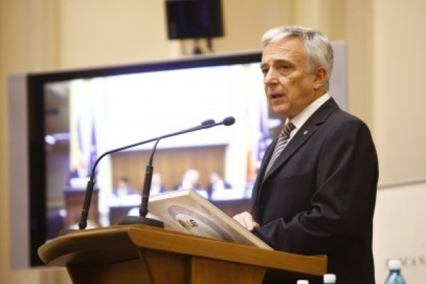 Isărescu a vândut vin de peste 2 milioane de lei
